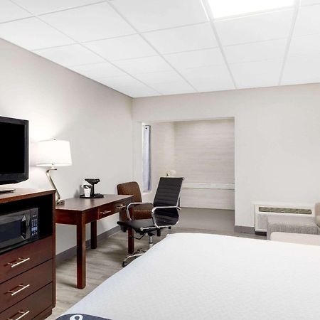 La Quinta Inn By Wyndham Lynnwood Exteriör bild