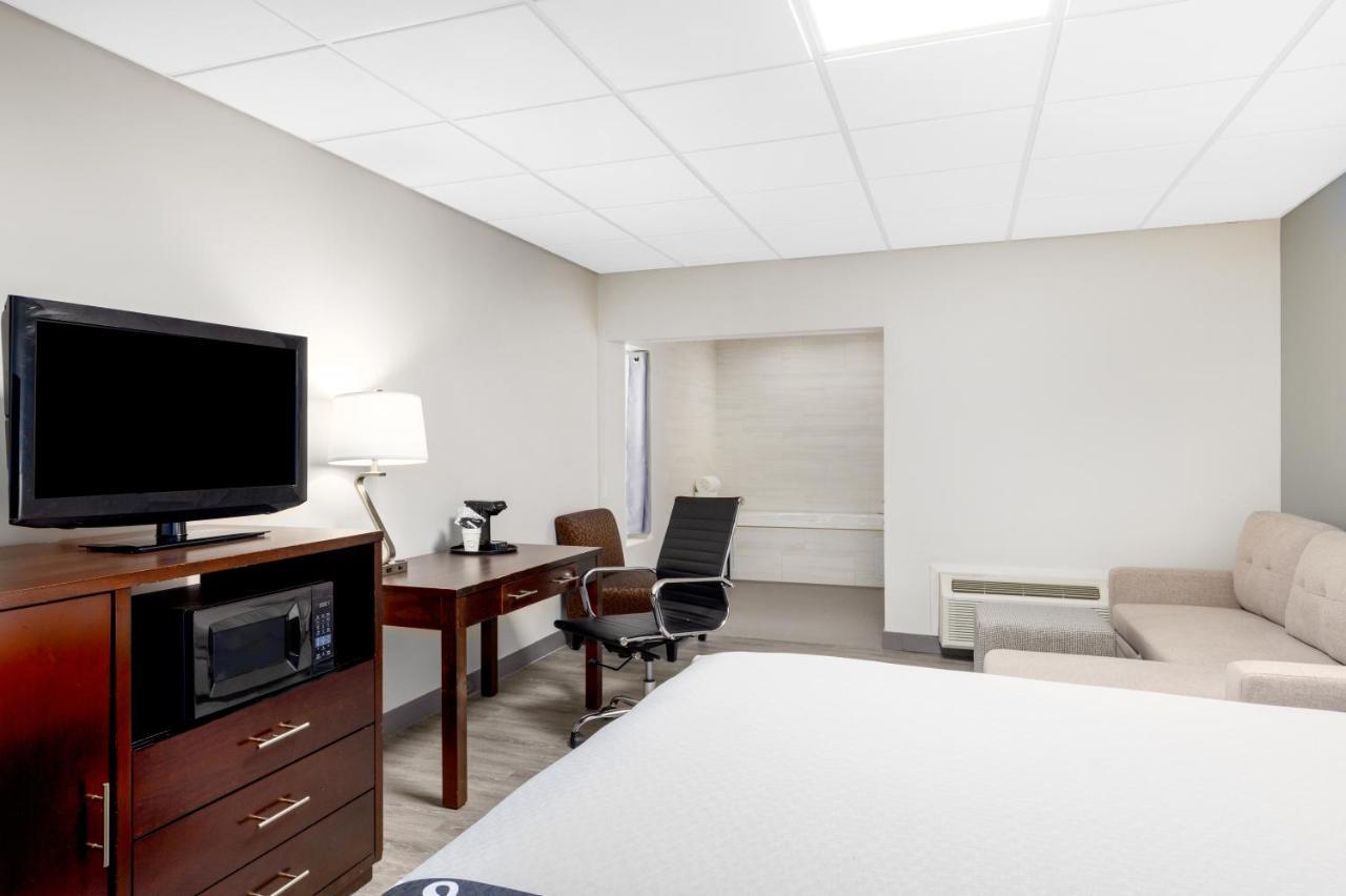 La Quinta Inn By Wyndham Lynnwood Exteriör bild